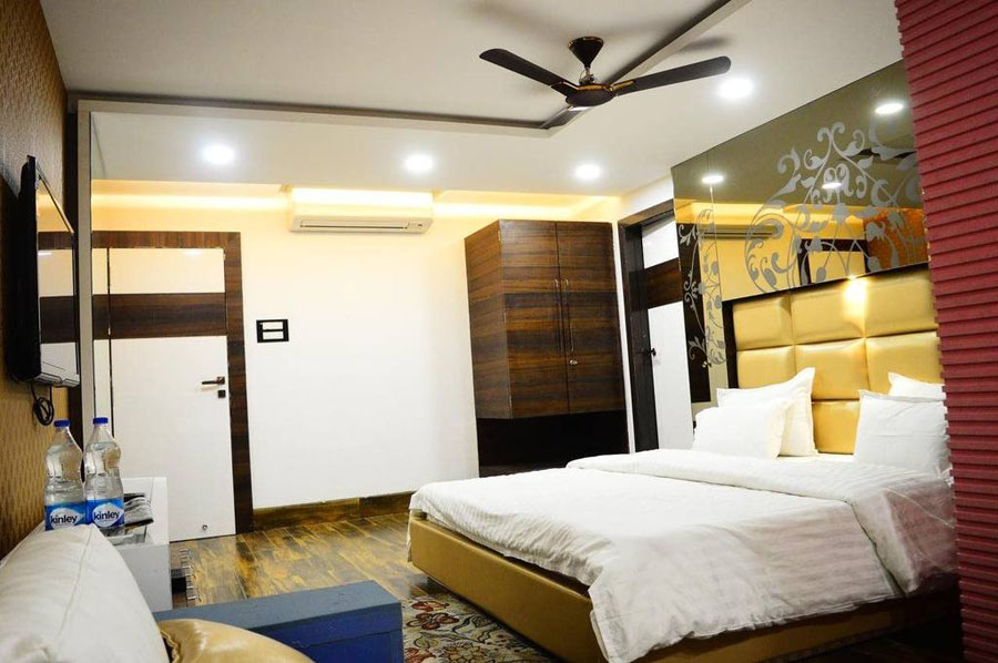 Hotel Rajnandani Residency Indore