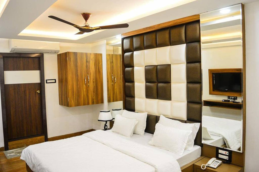 Hotel Rajnandani Residency Indore